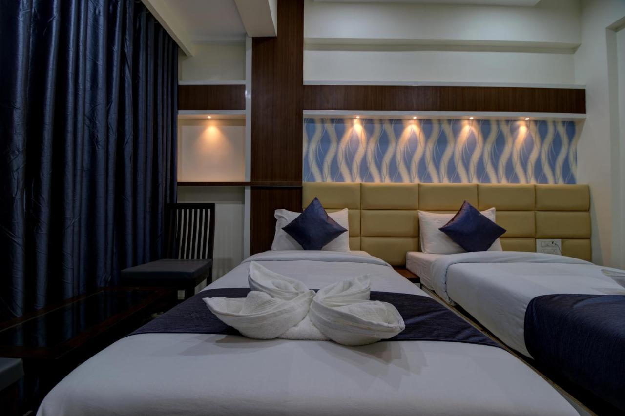 Hotel Mourya Residency Navi Mumbai Eksteriør billede